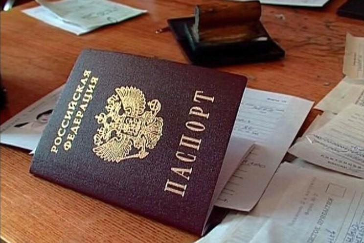 При ускорении выдачи паспортов будет использоваться опыт Крыма, где граждане получали документ за час с момент подачи заявления