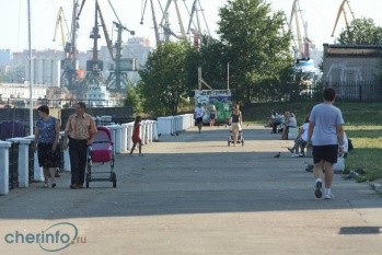 Программой «До свидания, лето!» закроется сезон выступлений на набережной Ягорбы