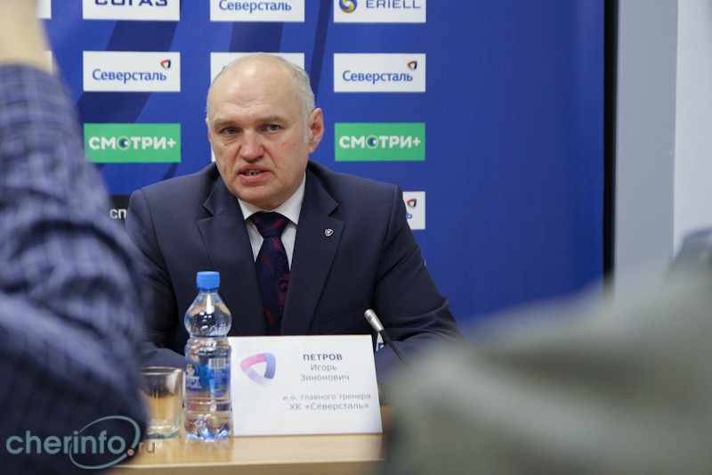 Игорь Петров сменил на посту главного тренера Николая Соловьева