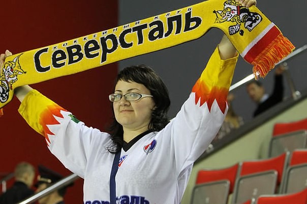 Надежда Кирсанова по профессии юрист, а по велению души — активная болельщица череповецкой хоккейной команды
