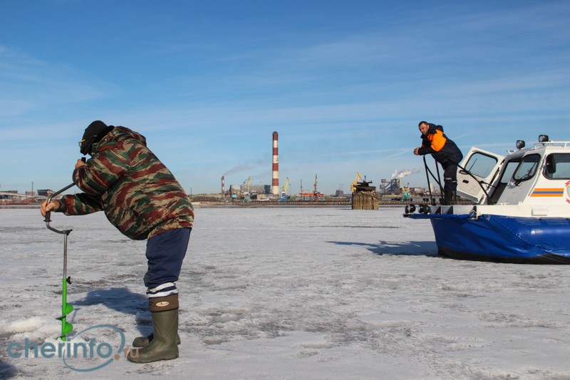 Штраф за выход на лед в период запрета составляет 500 рублей