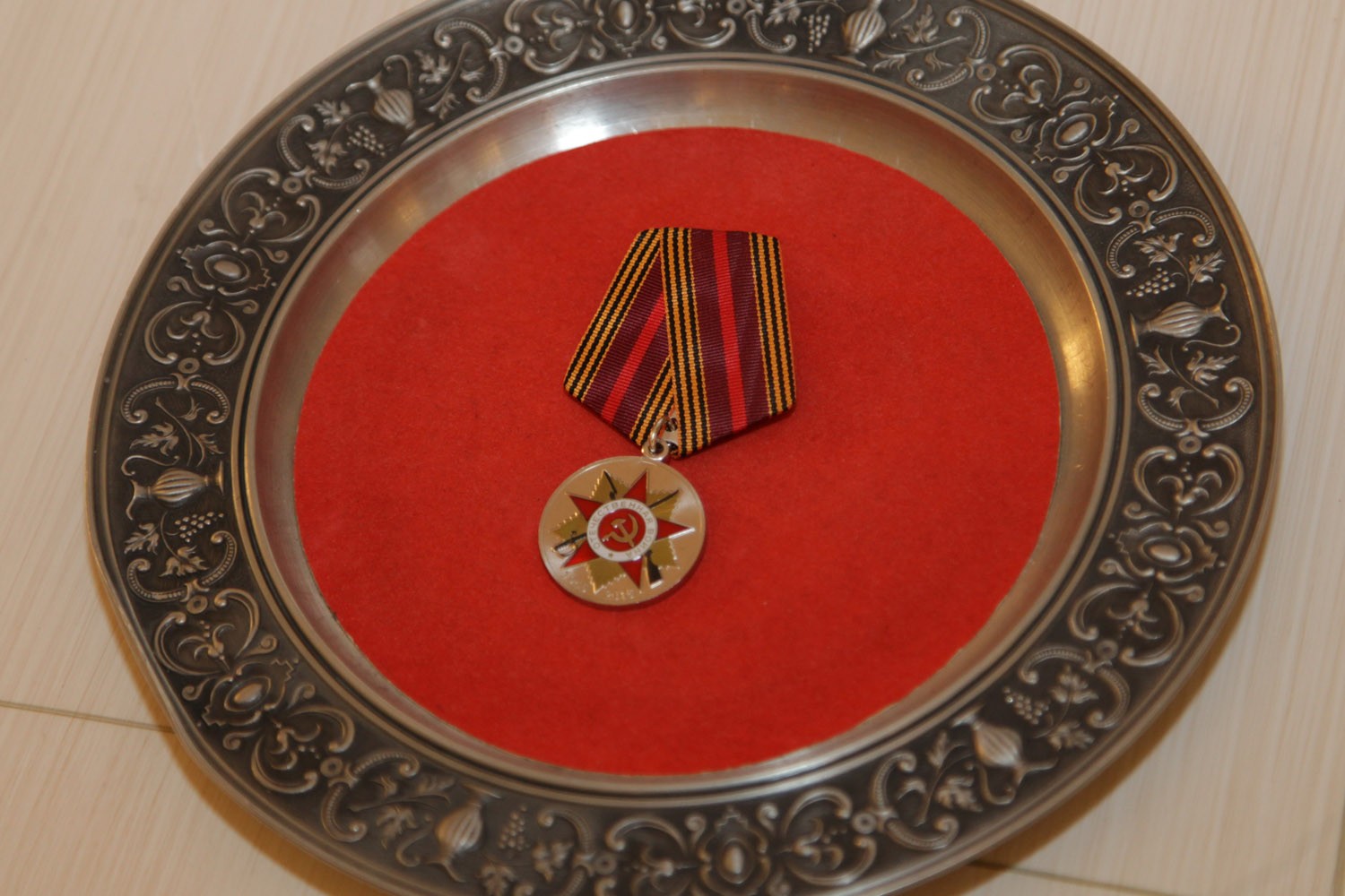  Юбилейными медалями наградят всех ветеранов ВОВ, в том числе и граждан Украины, проживающих в регионе Фото: пресс-служба губернатора Вологодской области 