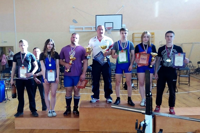  Череповчане завоевали несколько медалей, а Дмитрий Косаренков еще и обновил рекорд Вологодской области Фото: ЦБИ 