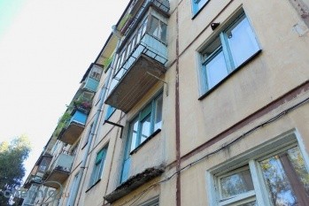 Состояние «хрущевок», которые в советское время решили жилищный вопрос в Череповце, теперь стало серьезной проблемой