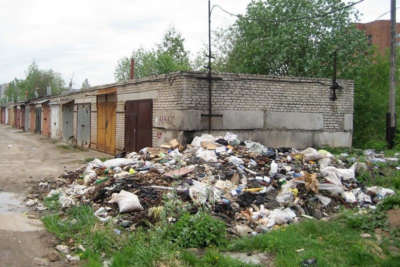  Юрий Кузин раскритиковал гаражные кооперативы и садоводчества за несанкционированные свалки Фото: http://www.chepetsk.ru/ 