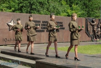 В День памяти и скорби череповецкие школьники примут участик в памятных мероприятих на воинском мемориале