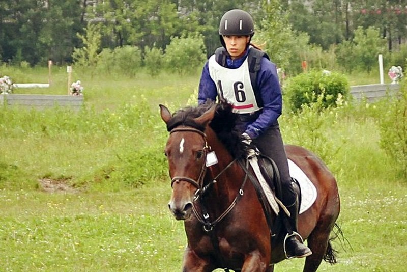 12 зачетов из 20 выиграли череповецкие спортсмены, воспитанники спортшколы № 9 по конному спорту