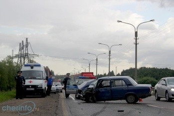 Водитель ВАЗ-2107 поехал в сторону Череповца по встречной полосе