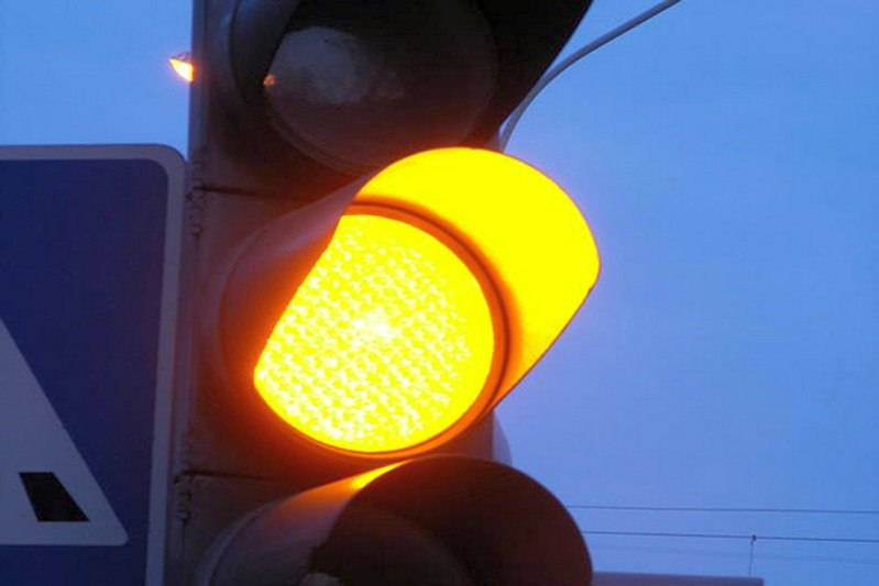  Отключение светофора связано с плановыми работами на подстанции Фото: http://dev.vsluh.ru/ 