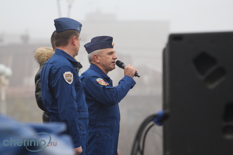 Полковник Игорь Басов высказал надежду, что «Соколы России» все-таки смогут прилететь в Череповец в другой раз
