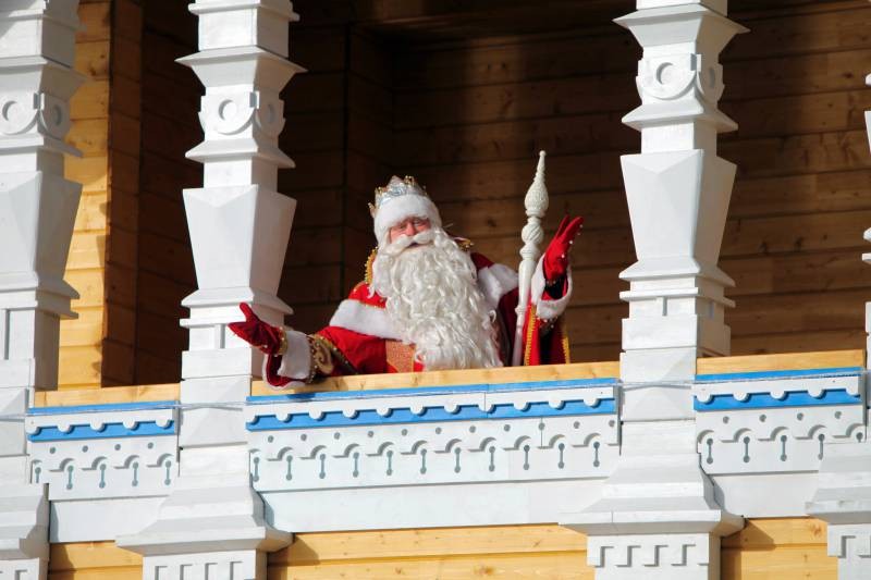 Новогоднюю ночь на Вотчине Деда Мороза в Великом Устюге встретили 1600 человек
