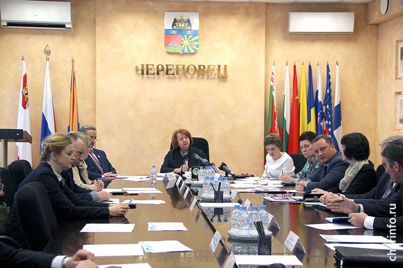 Выездное заседание ЗСО Вологодской области в Череповце