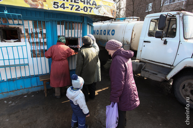 Продажа молока на улице Ломоносова