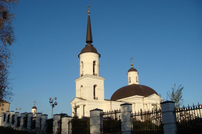 Церковь на Парковой
