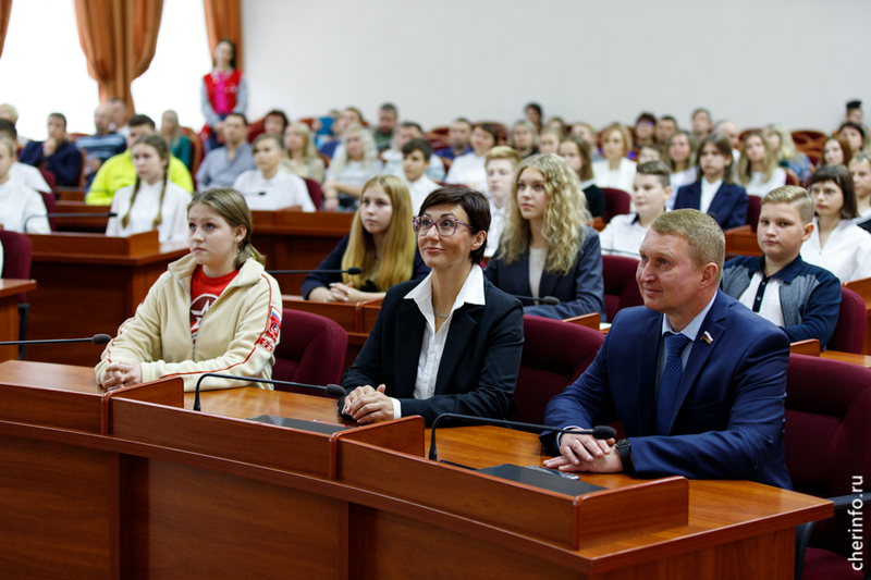 Получающих череповец. Минюст прием документов.