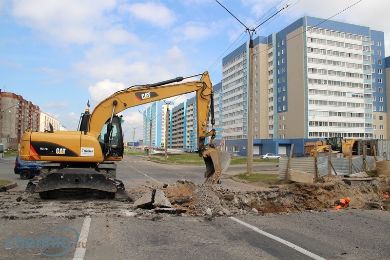 В Череповце из-за ремонта теплосети ограничили движение на проспекте Победы