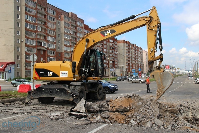 В Череповце из-за ремонта теплосети ограничили движение на проспекте Победы