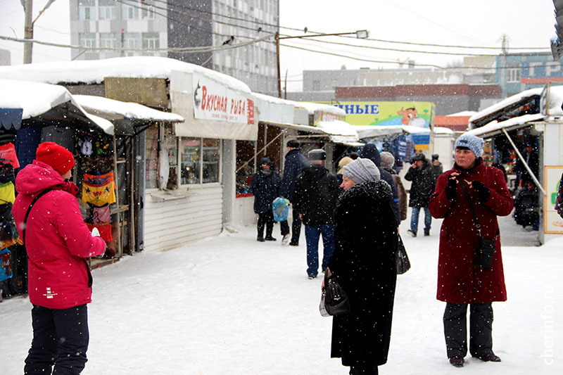 Рынок череповец. Городской рынок Колхозный, Череповец. Центральный рынок Череповец. Зареченский рынок Череповец. Зареченский Колхозный рынок.