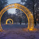 Световые арки на Сталеваров