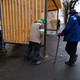 В Череповце укрепляют автобусные павильоны