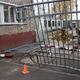 Водитель «Яндекс-такси» протаранил ворота военного училища