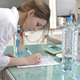 Проверка воды в лаборатории «Водоканала»