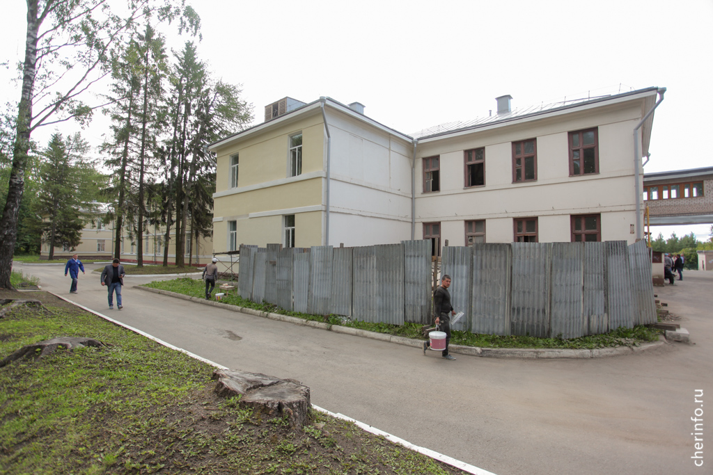 Реанимационное отделение областной больницы череповец. Фото северсталевской больницы в череповце старый корпус. Госпитализация в отделение кардиологии. Медсанчасть северсталь металлургов 18 терапевтический корпус. Мед колледж около областной больницы иваново.