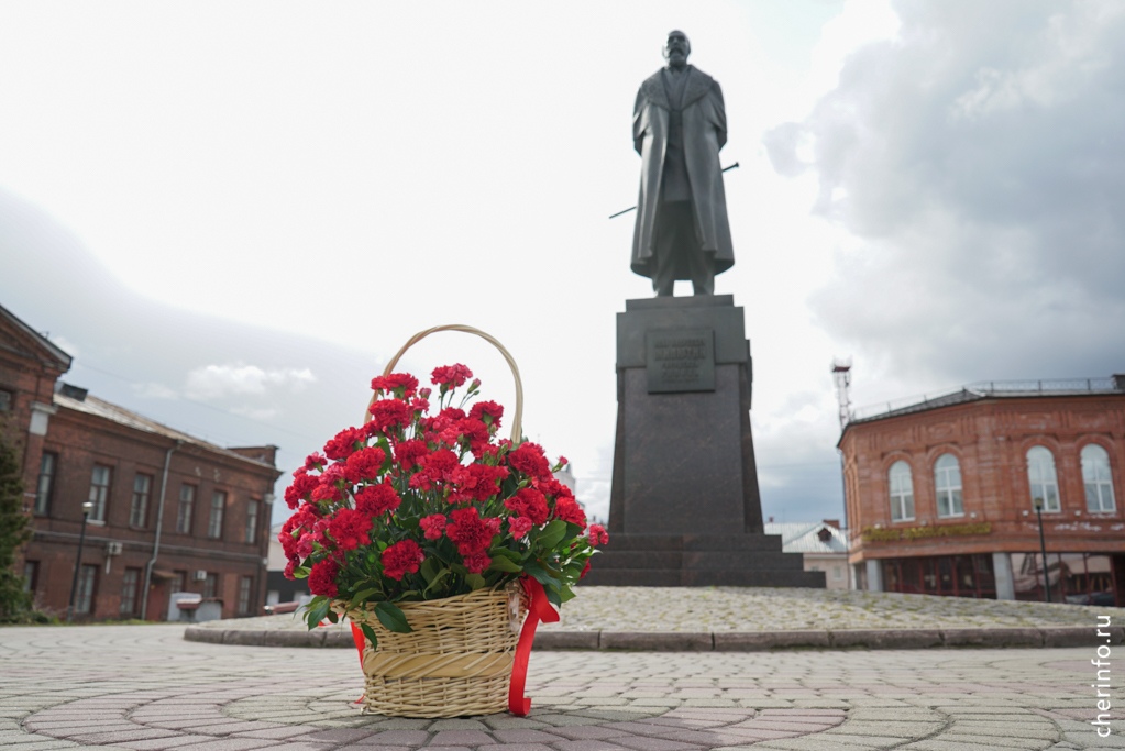 Площадь милютина череповец фото