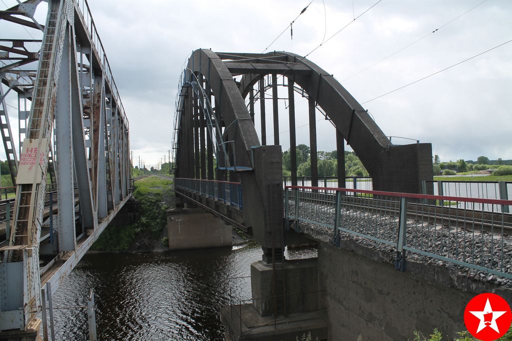 Мост через реку Углу в Шексне
