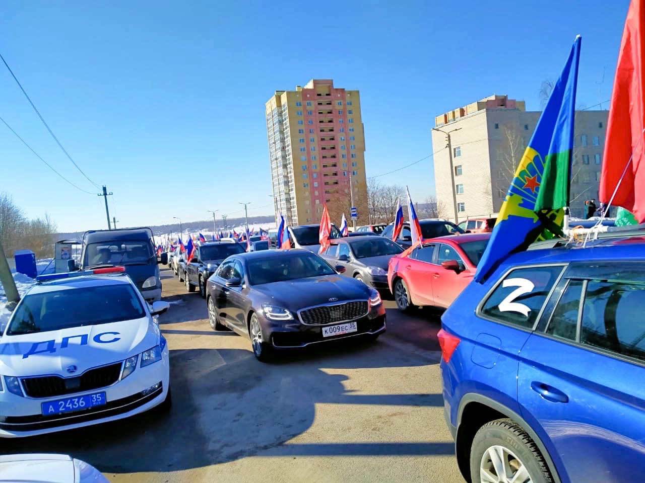 Сегодня в Череповце прошел патриотический автопробег