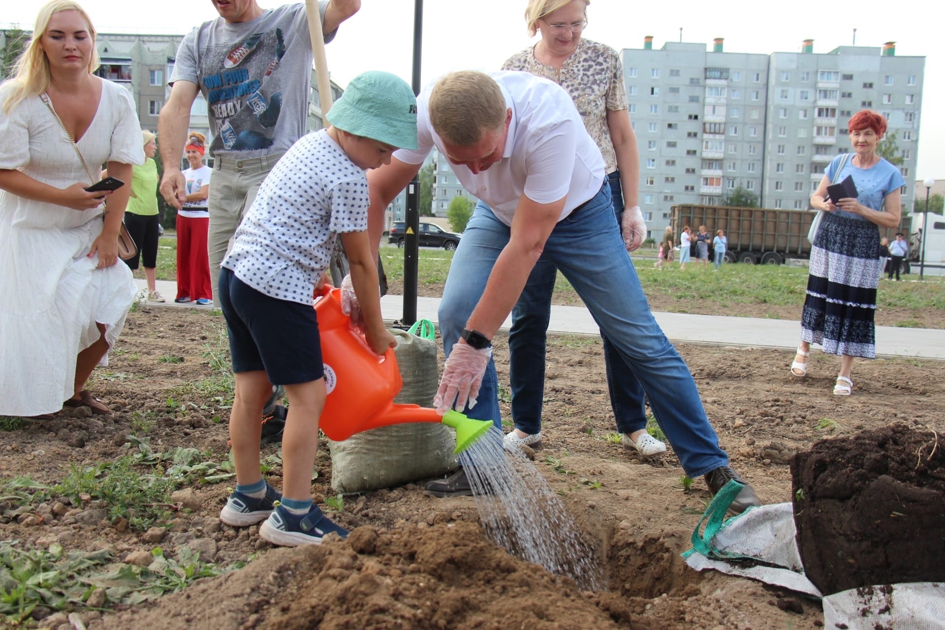 На улице Годовикова открылся Парк здоровья